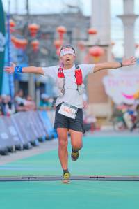 BIB: 5402
                            <button type="button" onclick="openModal(21766331)" class="btn btn-primary btn-sm float-right btn-popup" data-toggle="modal" data-target=".modal-high-quality">
                        <i class="fas fa-shopping-cart"></i> Add to Cart
                    </button>
                                            <button type="button" onclick="isThisMe(21766331, true)" class="btn btn-success btn-sm float-right btn-popup btn-isme hidden" data-toggle="tooltip" data-placement="bottom" title="นี่คือรูปของคุณใช่ไหม คลิกที่นี่เพื่อเอาเข้าอัลบั้ม">
                        <i class="fas fa-plus"></i> Add to album
                    </button>
                    <button type="button" onclick="isThisMe(21766331, false)" class="btn btn-warning btn-sm float-right btn-popup btn-isnotme hidden">
                        <i class="fas fa-ban"></i> Remove from album
                    </button>